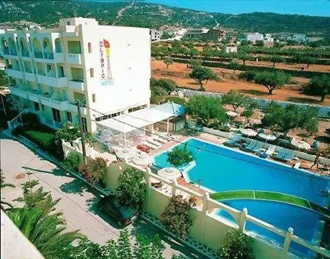 Olympic ホテル カルパトス